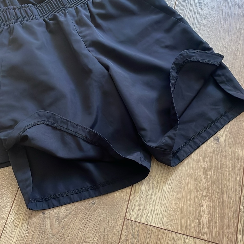 Kids Nike Dri-FIT & Under Armour Shorts - Picture 5 of 16